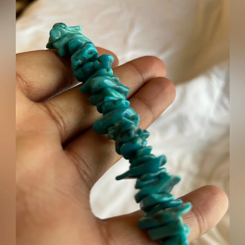 Vintage Turquoise Navajo Necklace - Picture 2 of 4